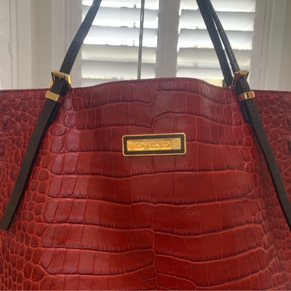 RARE EUC Micheal Kors Limited Edition Tote - Picture 2 of 5